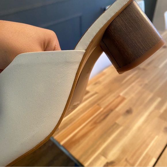 Zara Minimalist Sandals - Picture 2 of 5